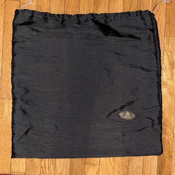 Gorgeous XL authentic FENDI SILVER medallion silky storage bag 23“ x 23“ - Picture 1 of 2